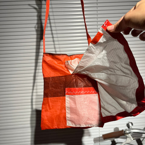 ReBorn bag (red/white)