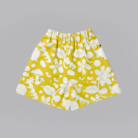 Gardener shorts in yellow