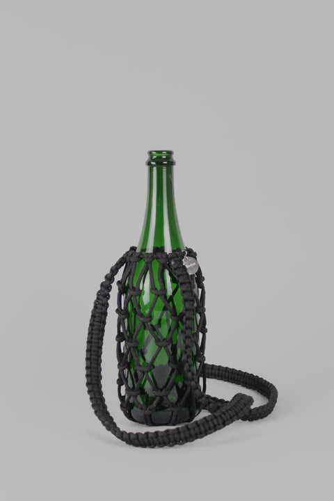 Paracord bottle bag - solid black