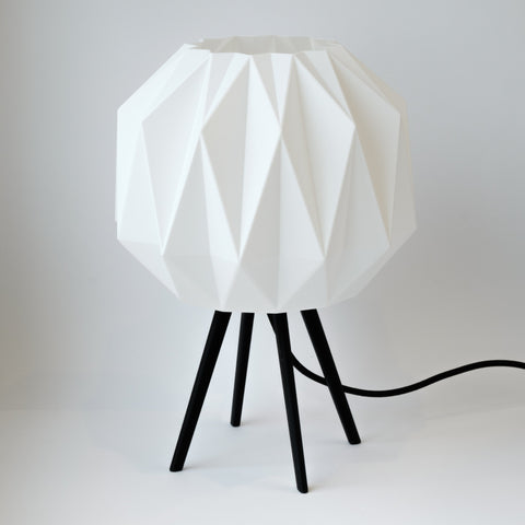 The Big Kami Lamp — Black