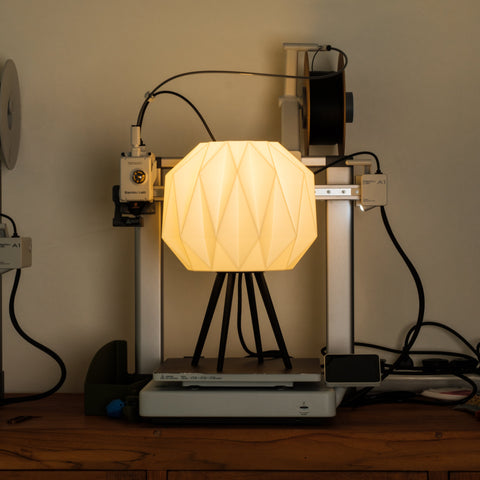 The Big Kami Lamp — Black
