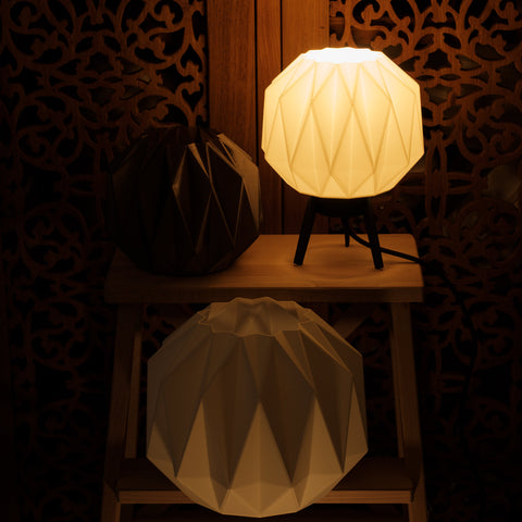 The Mini Kami Lamp — Black